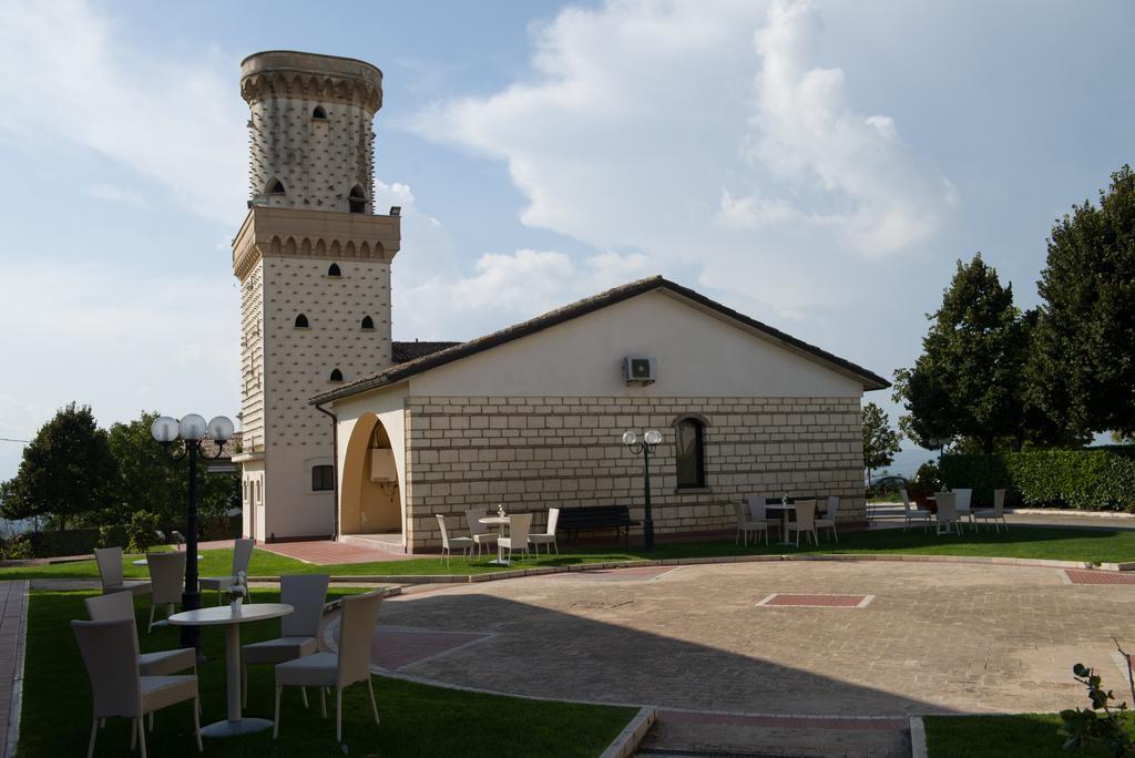 Villa La Vecchia Torre à San Nicola Manfredi Extérieur photo